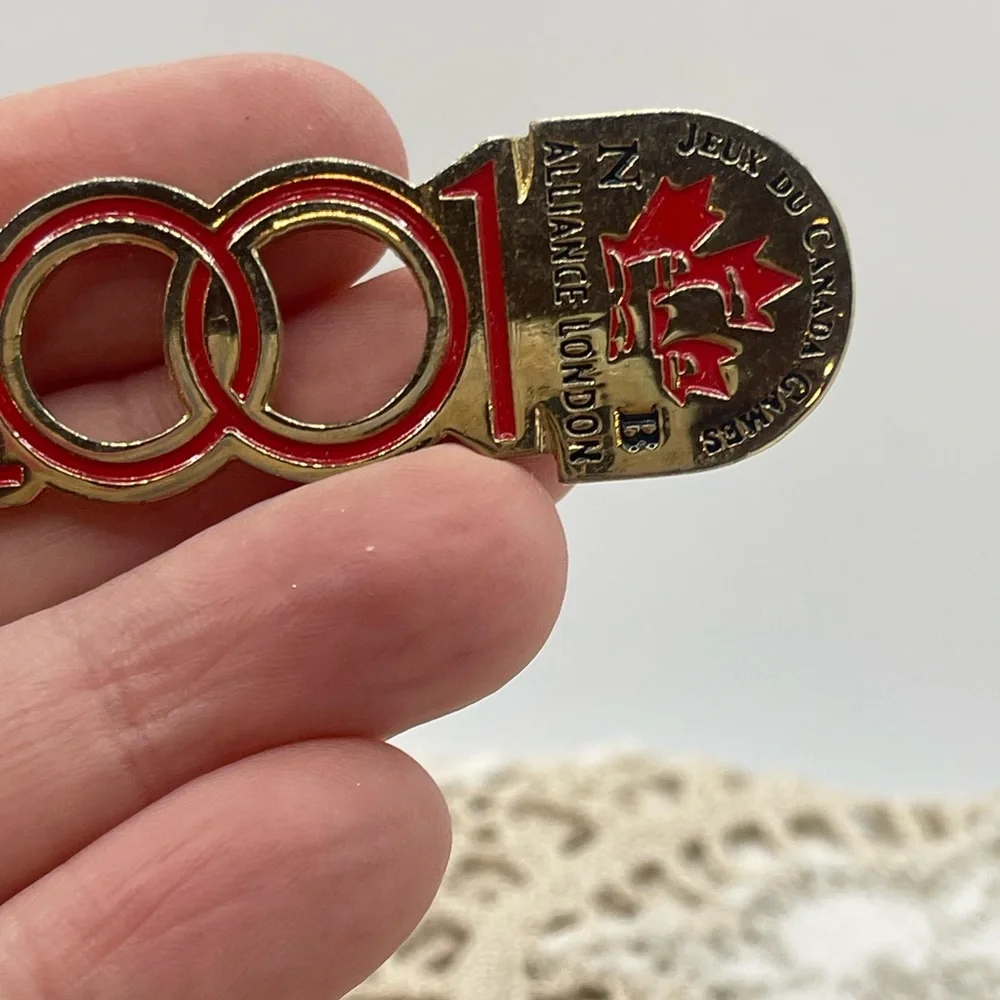 2001 Juex De Canada Alliance London‎ pin